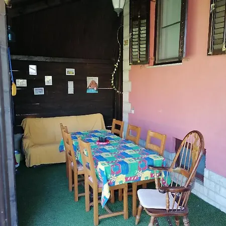 Anika Apartman
