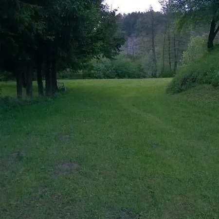 Anika Apartmán *